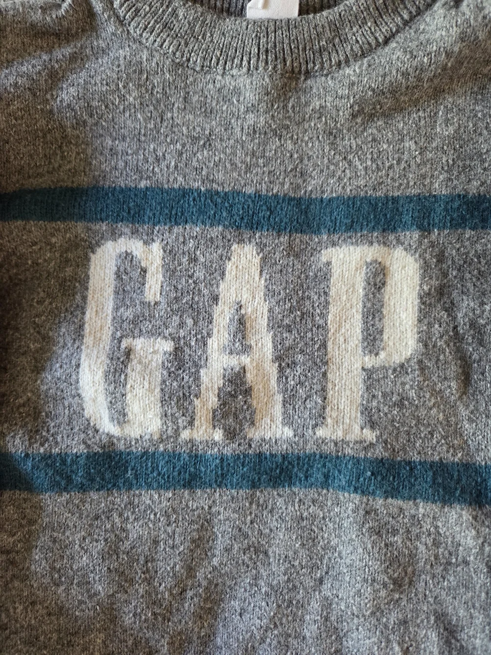 BABY GAP Boys Gray and Blue Sweater with GAP Logo Size 3T